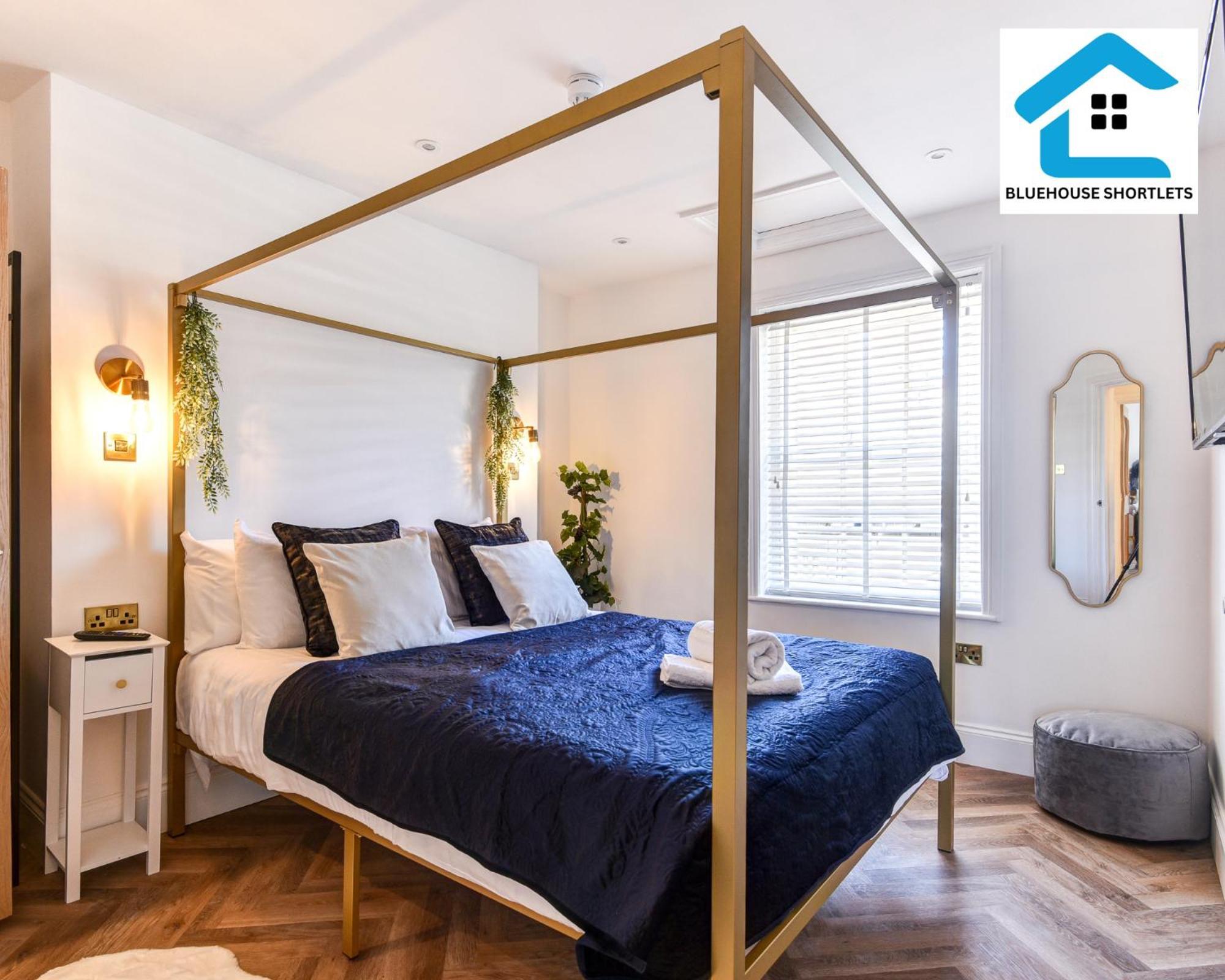 Seaview-sleeps 8-ideal For Relocation&business Travelers Apartment